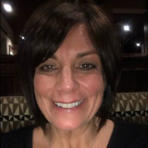 Meet your Posher, Lynda